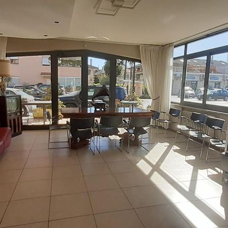 Ubika Hotel Porto San Giorgio Esterno foto
