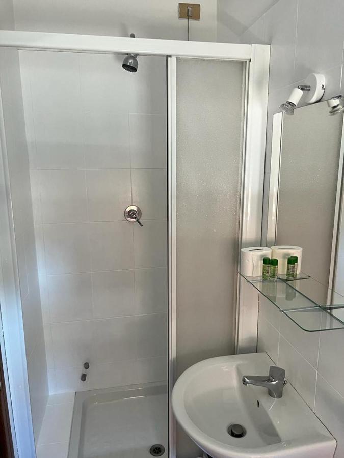 Ubika Hotel Porto San Giorgio Esterno foto