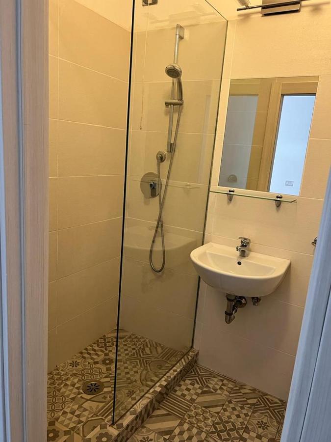 Ubika Hotel Porto San Giorgio Esterno foto