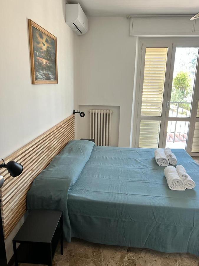 Ubika Hotel Porto San Giorgio Esterno foto