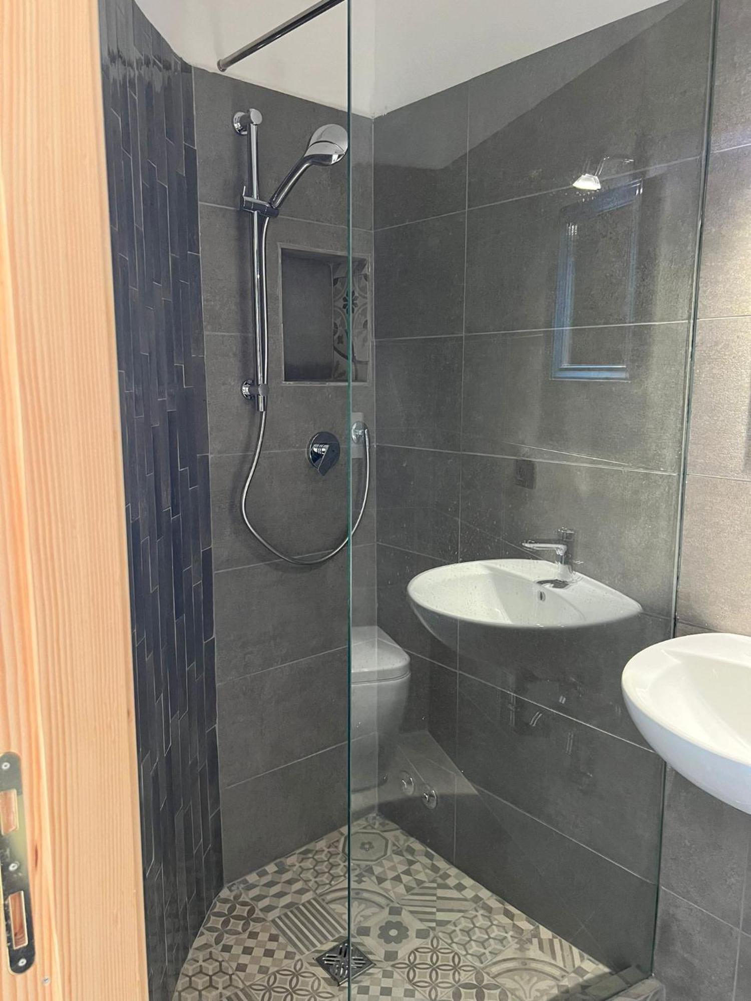 Ubika Hotel Porto San Giorgio Esterno foto